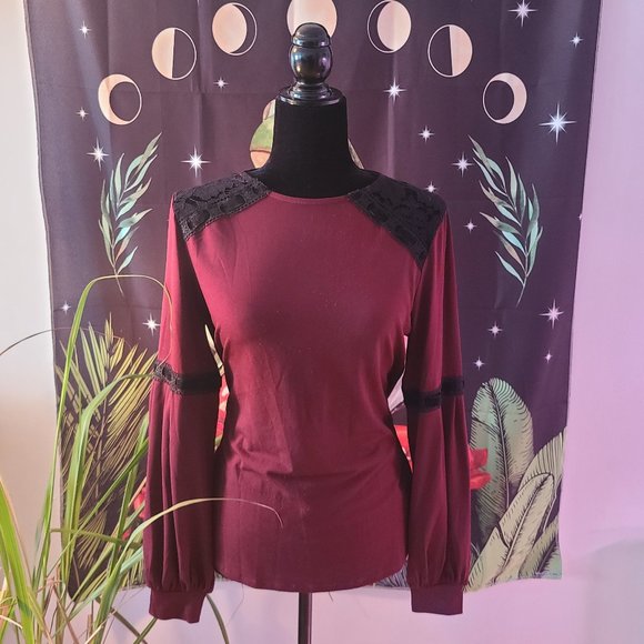Vampy burgundy longsleeve top - Picture 1 of 3